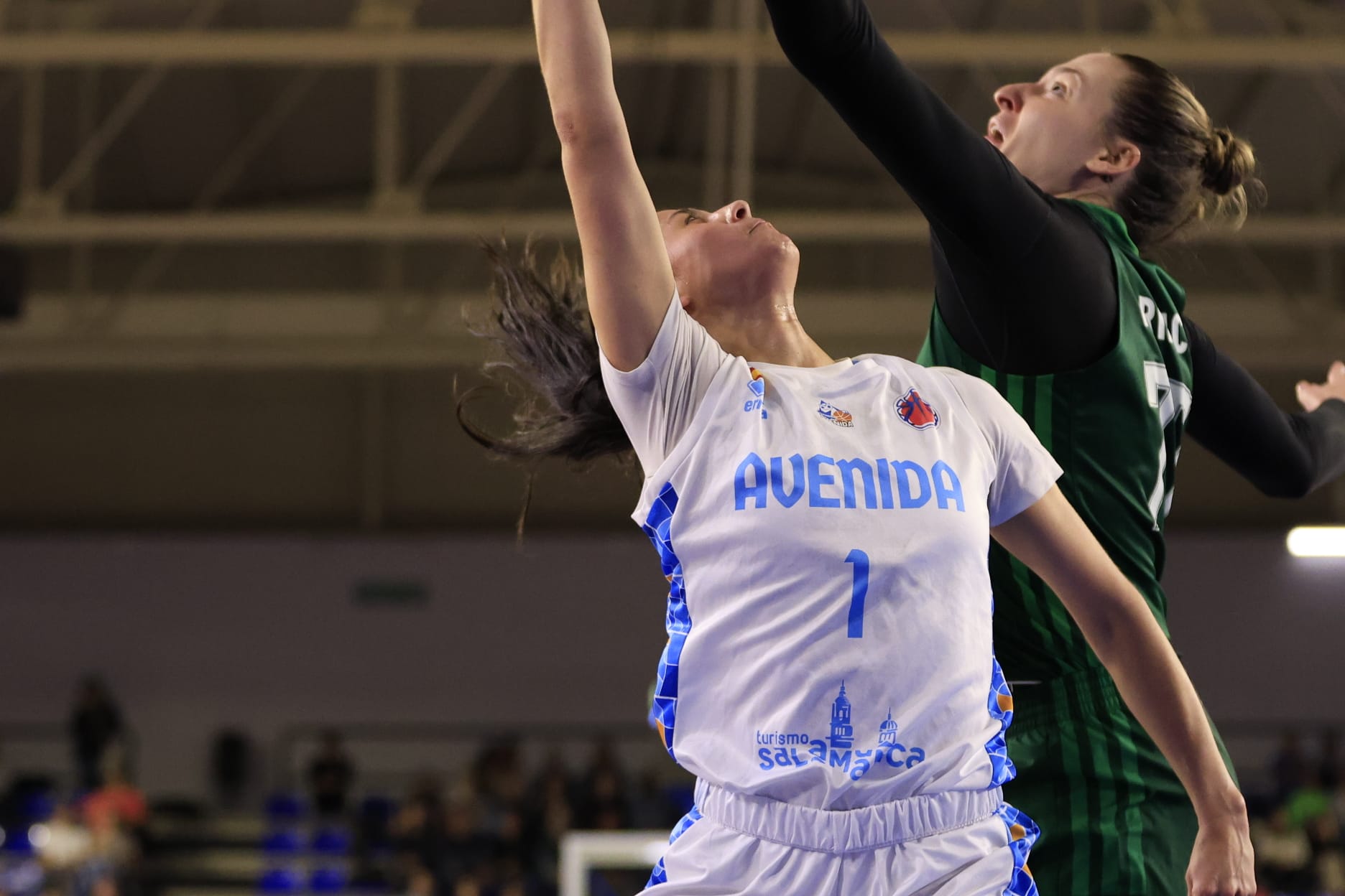 El partido entre Avenida y el Panathinaikos, en imágenes