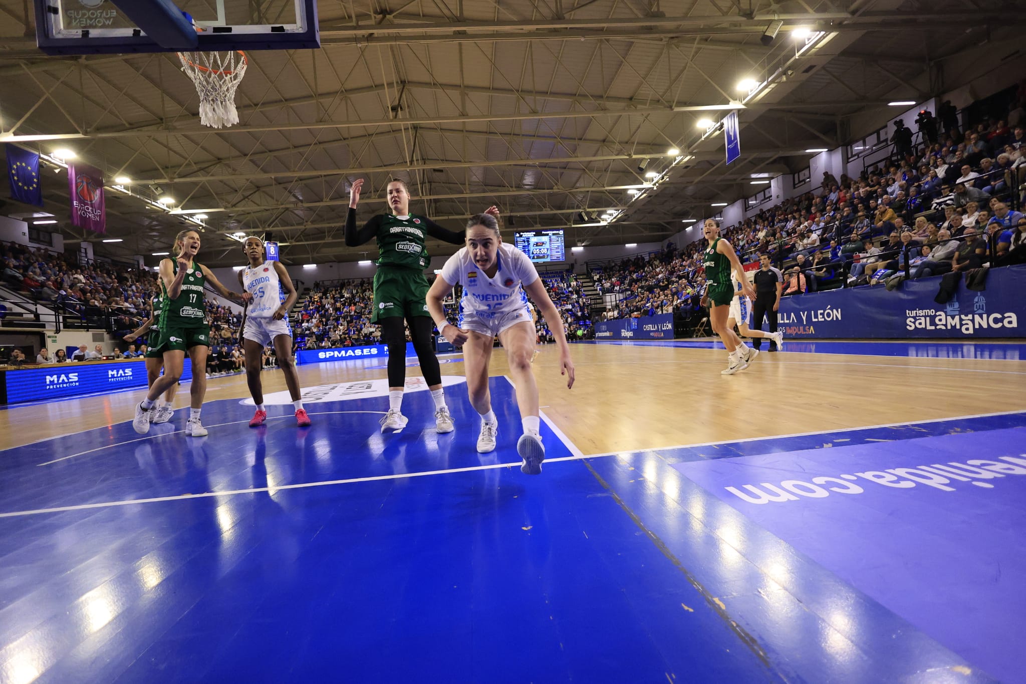 El partido entre Avenida y el Panathinaikos, en imágenes
