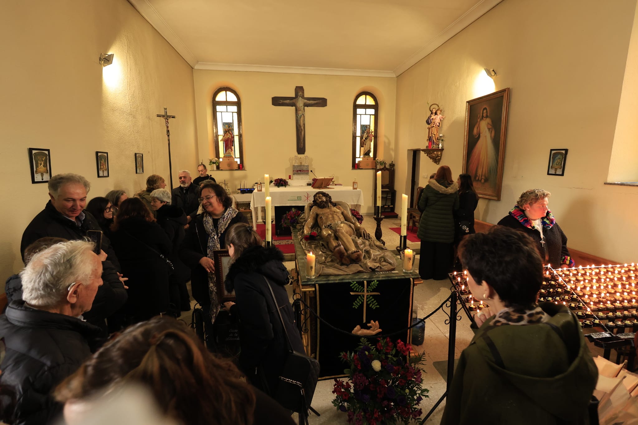 El día de Todos los Santos se celebra bajo el paraguas en Salamanca
