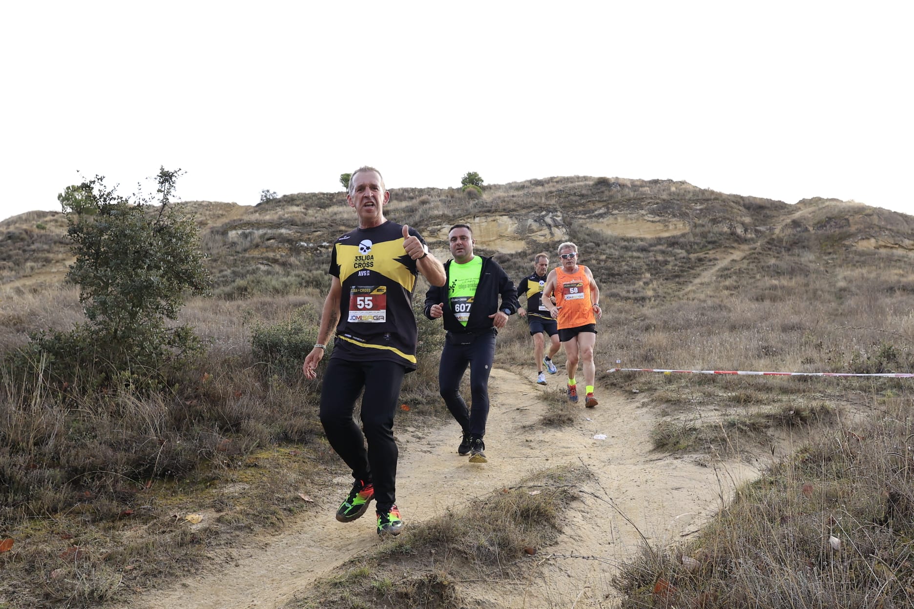 Isaac Hernández y Verónica Sánchez, vencedores de la primera jornada de la Liga de Cross Cabrerizos