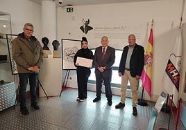 Entrega del premio a Sara Arroyo Fernández.