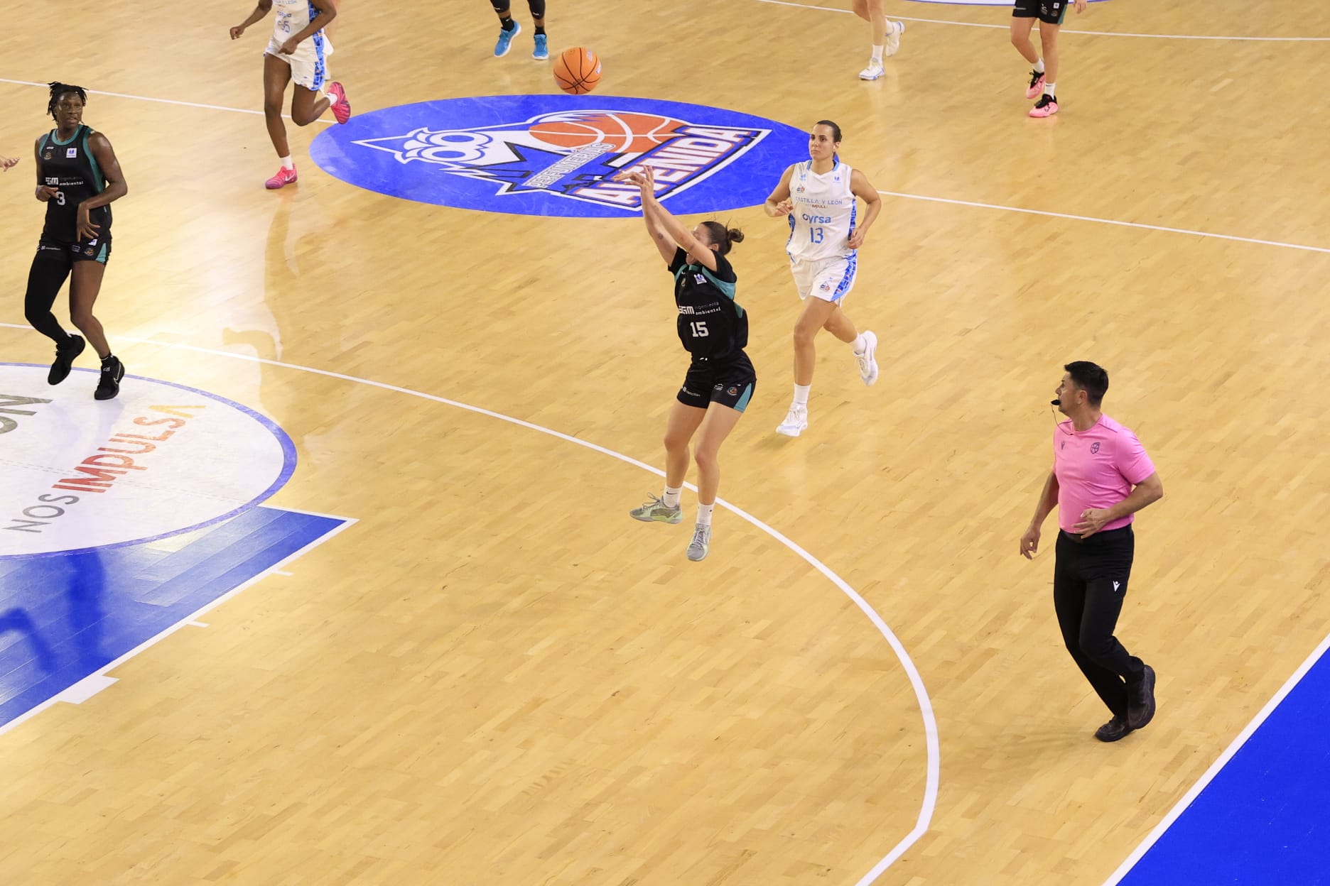 El Avenida-Estepona, en imágenes