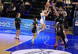 Avenida se marcha al parón con menos peso en la mochila tras ganar ante Estepona