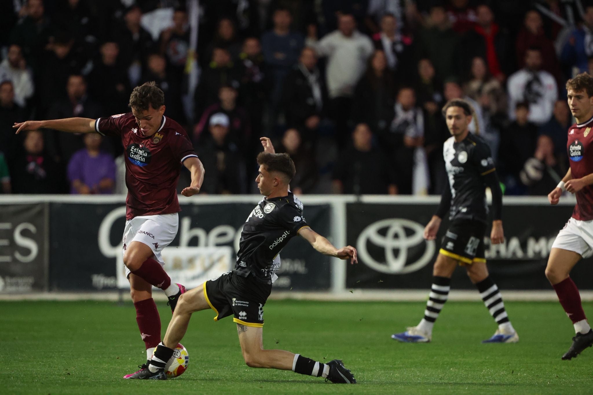 El partido entre Unionistas y Pontevedra, en imágenes