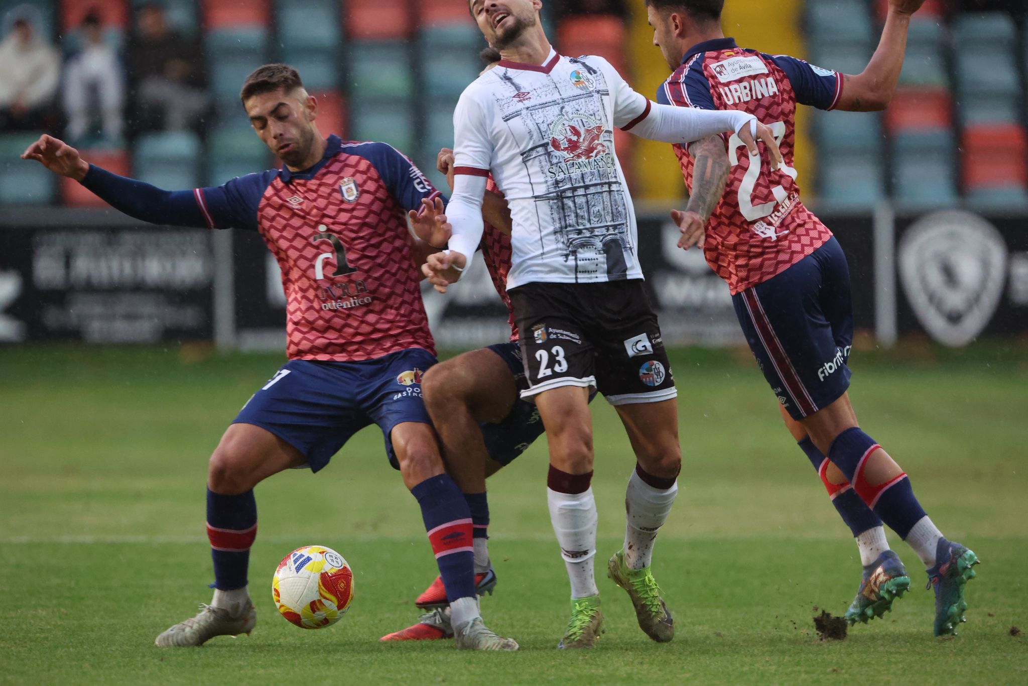 El Salamanca CF UDS pierde ante un rival directo en la lucha por los puests de play off
