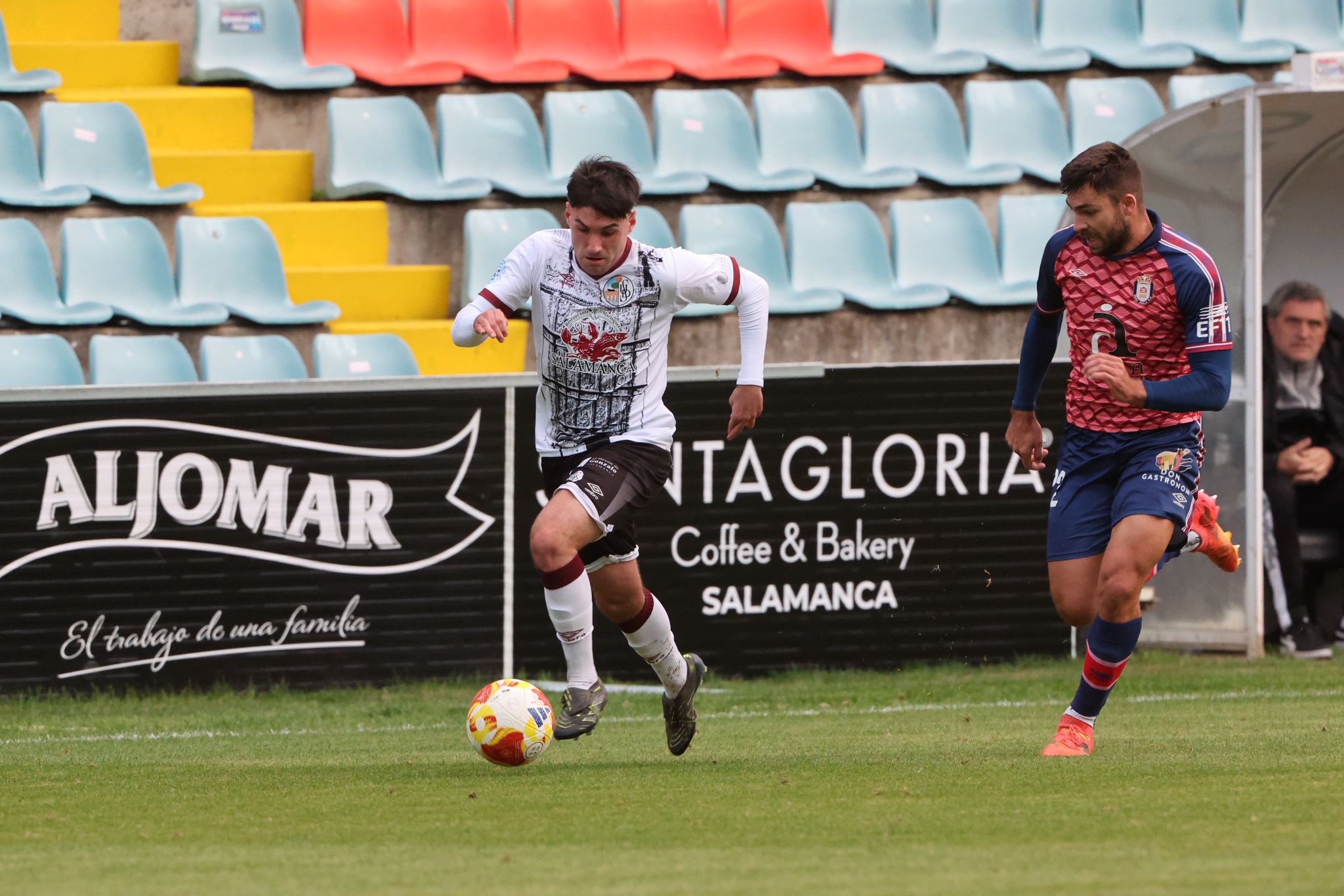 El Salamanca CF UDS pierde ante un rival directo en la lucha por los puests de play off
