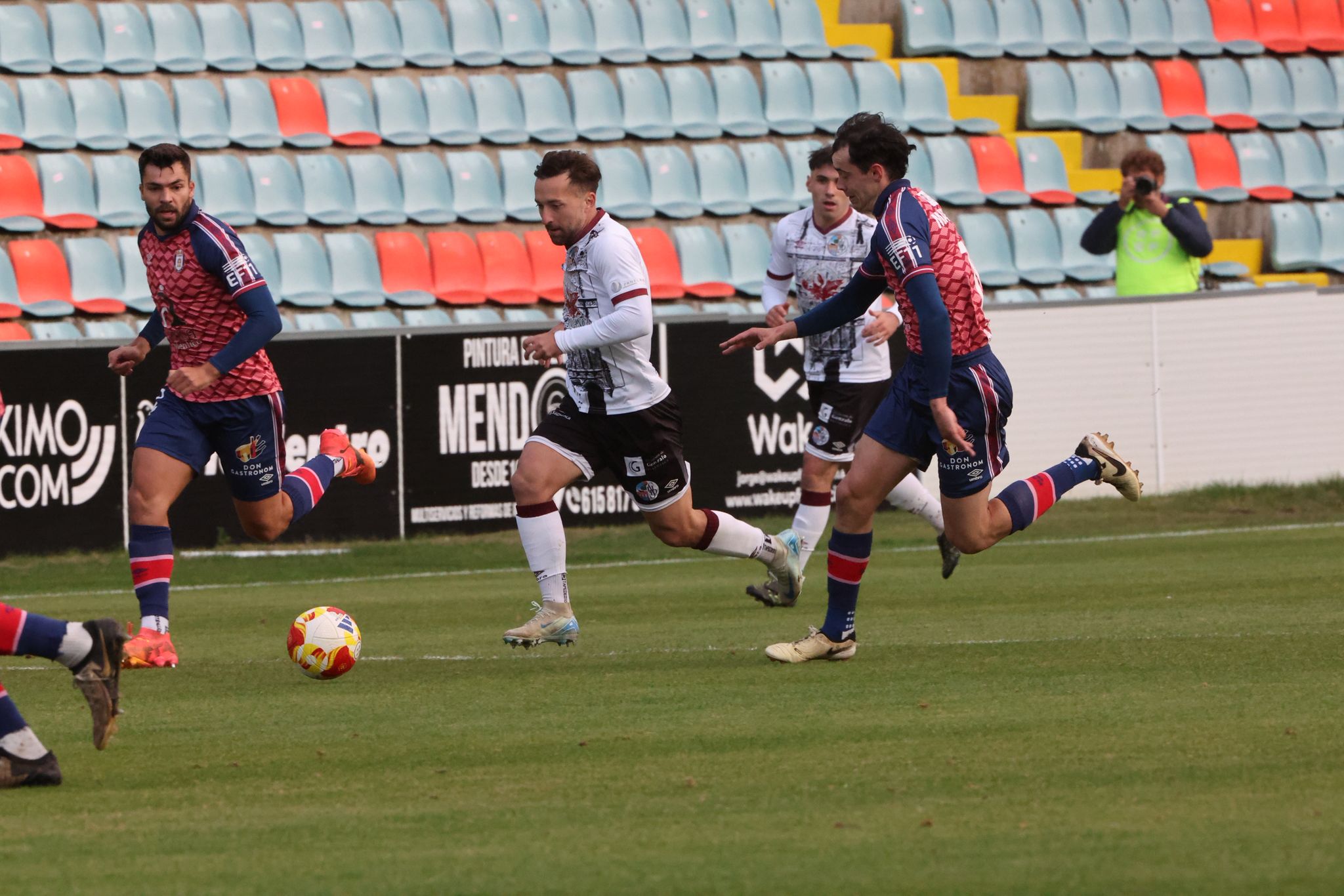 El Salamanca CF UDS pierde ante un rival directo en la lucha por los puests de play off