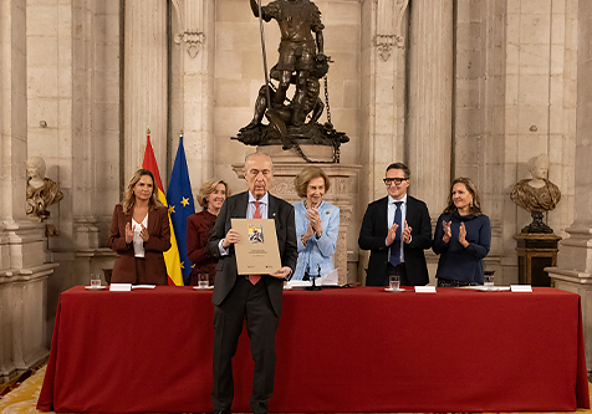 Luis Alberto de Cuenca, Premio Reina Sofía de Poesía