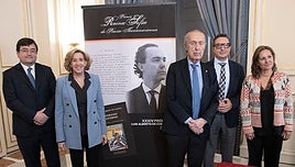 La USAL y Patrimonio Nacional presentan la antología poética de Luis Alberto de Cuenca