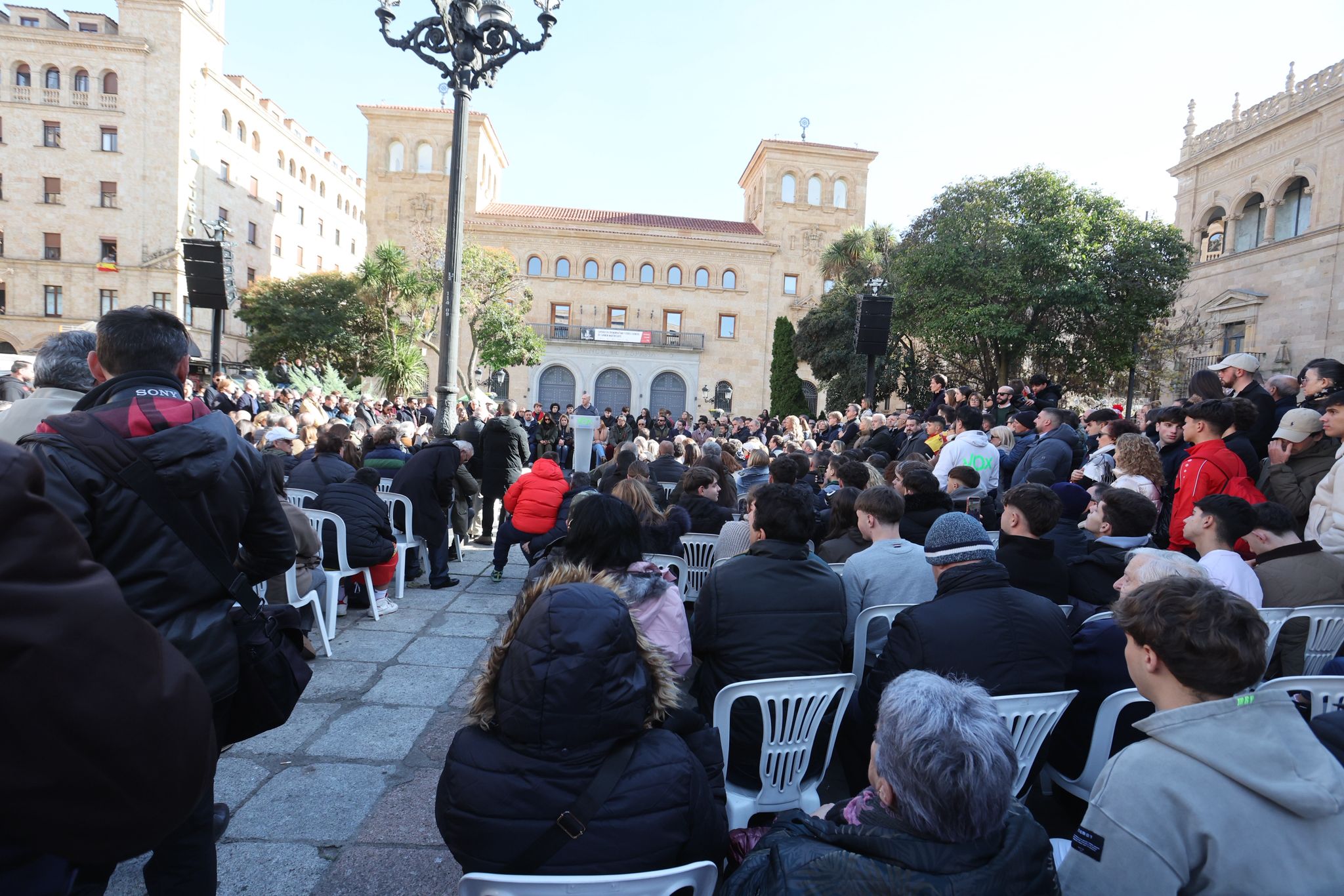 El acto de Santiago Abascal, líder de Vox, en Salamanca, en imágenes