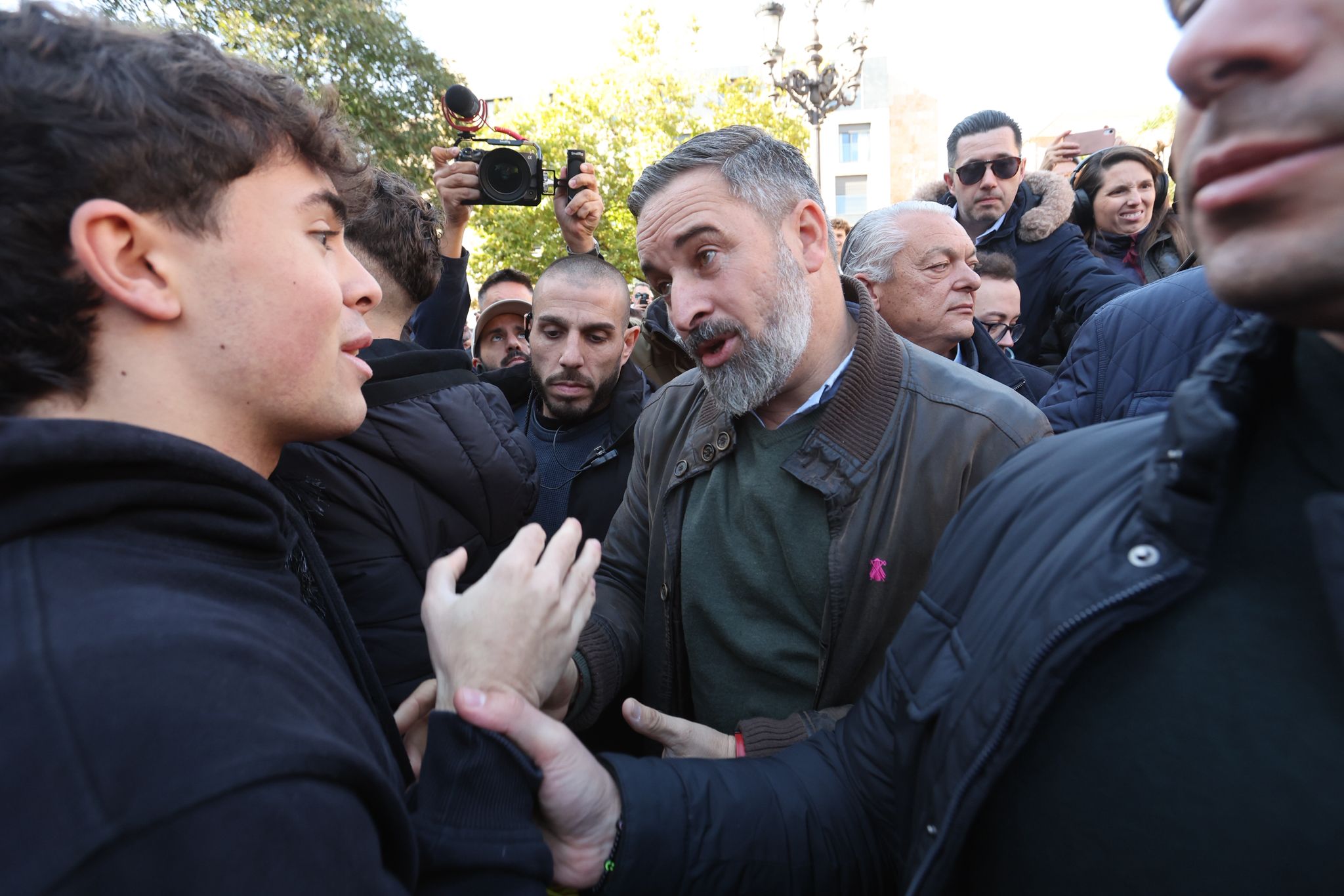 El acto de Santiago Abascal, líder de Vox, en Salamanca, en imágenes