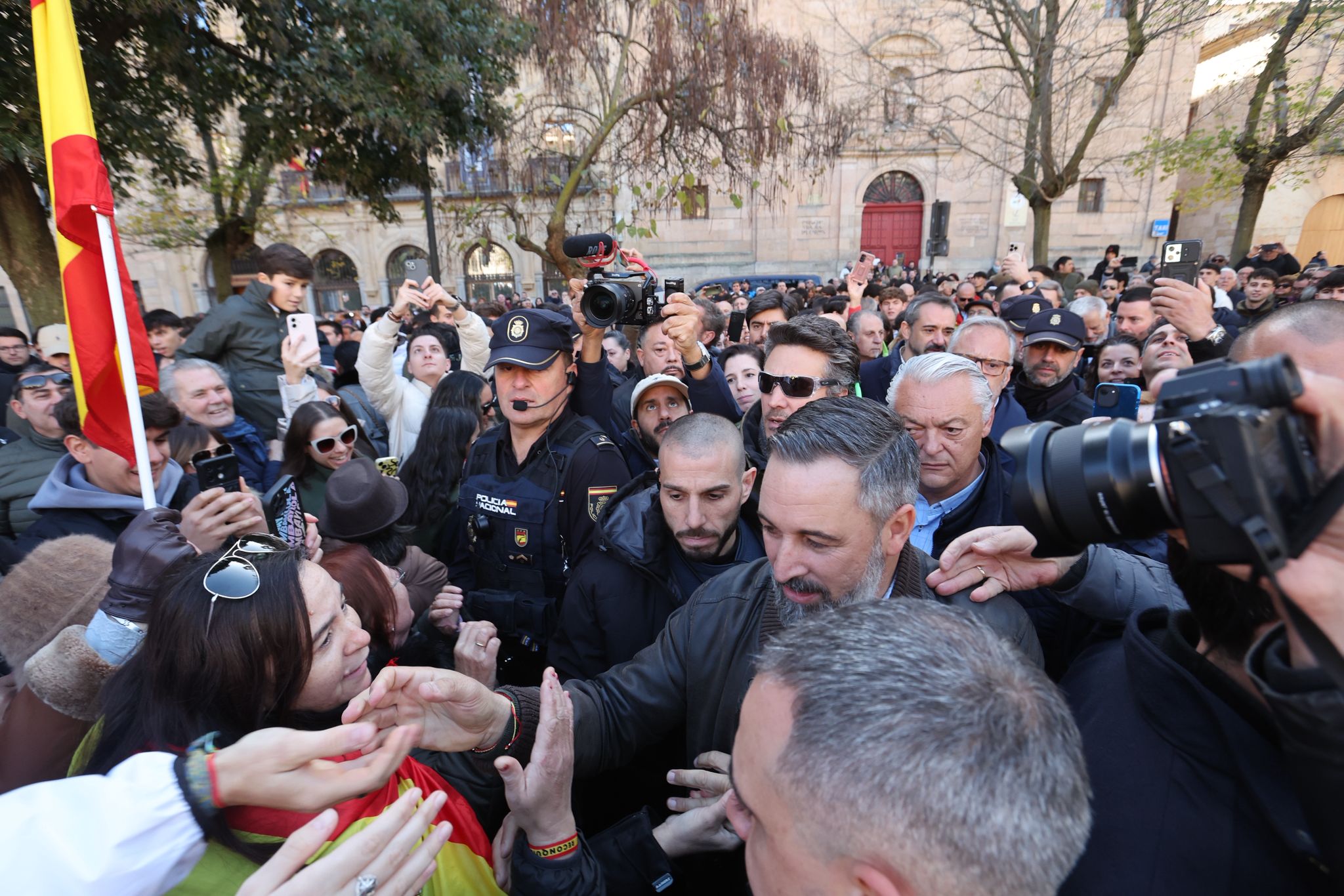 El acto de Santiago Abascal, líder de Vox, en Salamanca, en imágenes