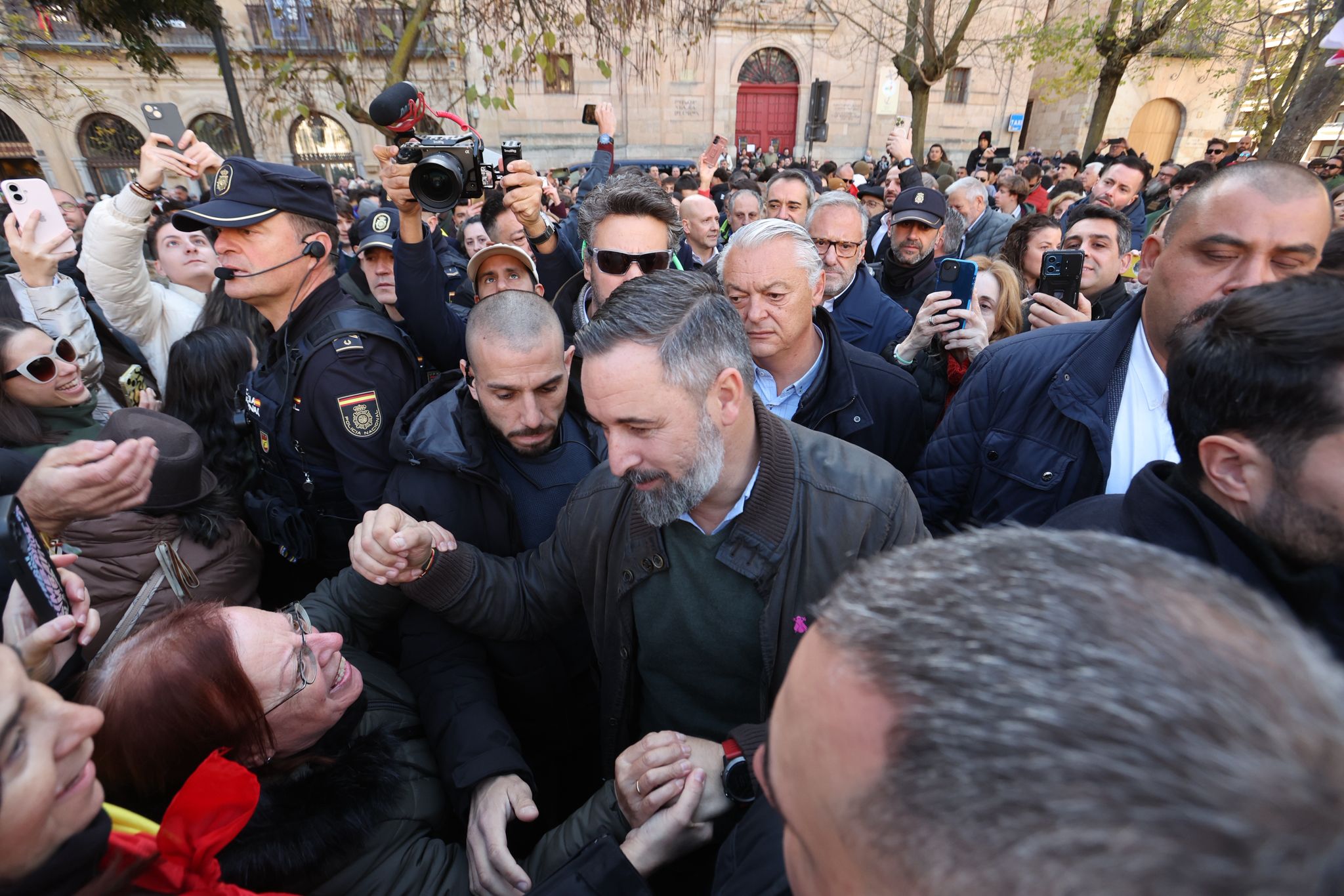 El acto de Santiago Abascal, líder de Vox, en Salamanca, en imágenes