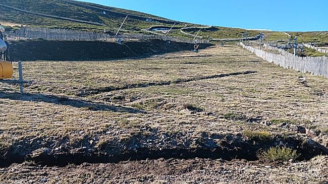 Imagen antes - La astuta jugada de la estación de esquí de Salamanca que se ha puesto &#039;ok&#039; de nieve en cuatro días