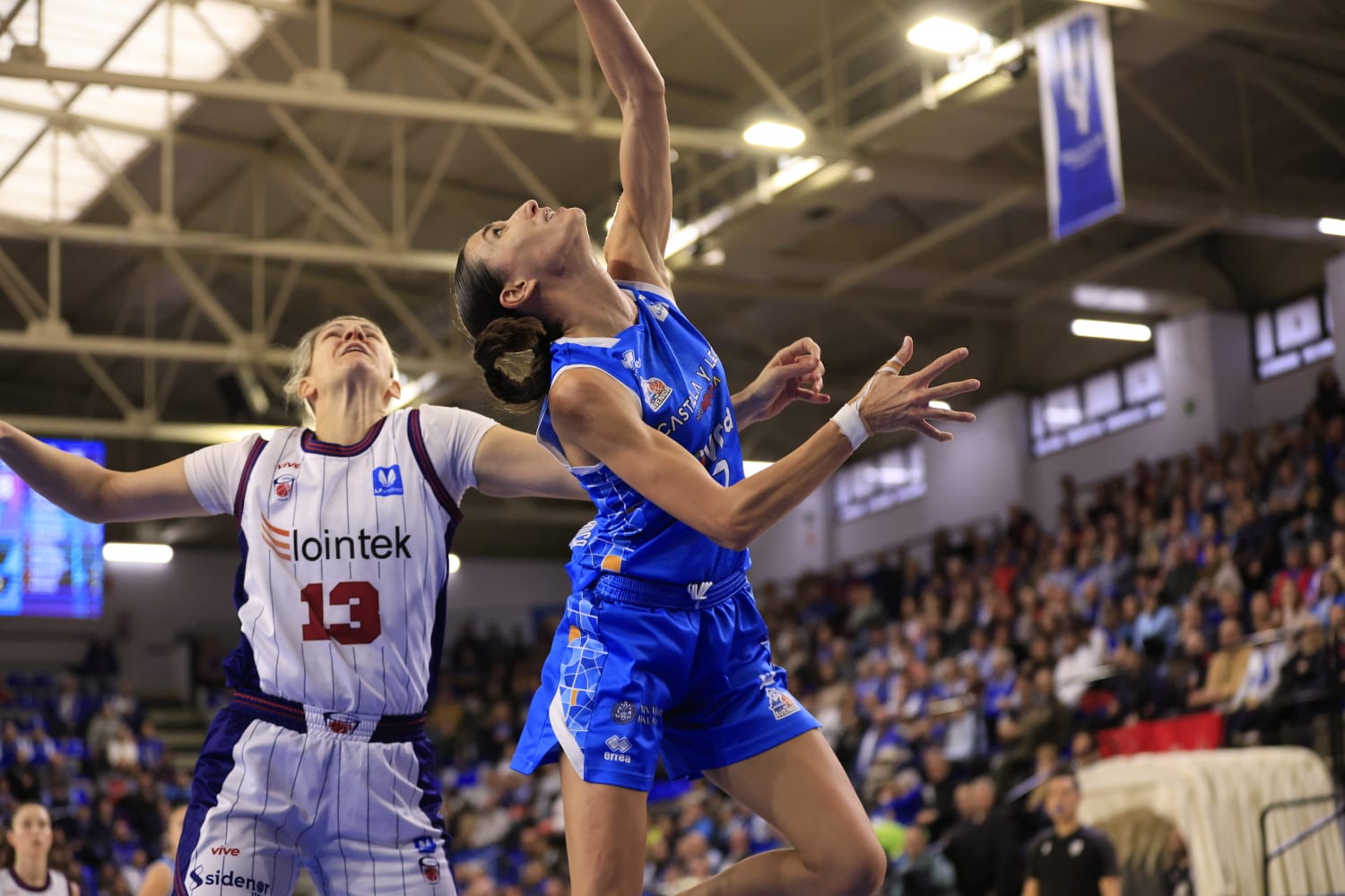 El partido Avenida - Lointek Gernika, en imágenes