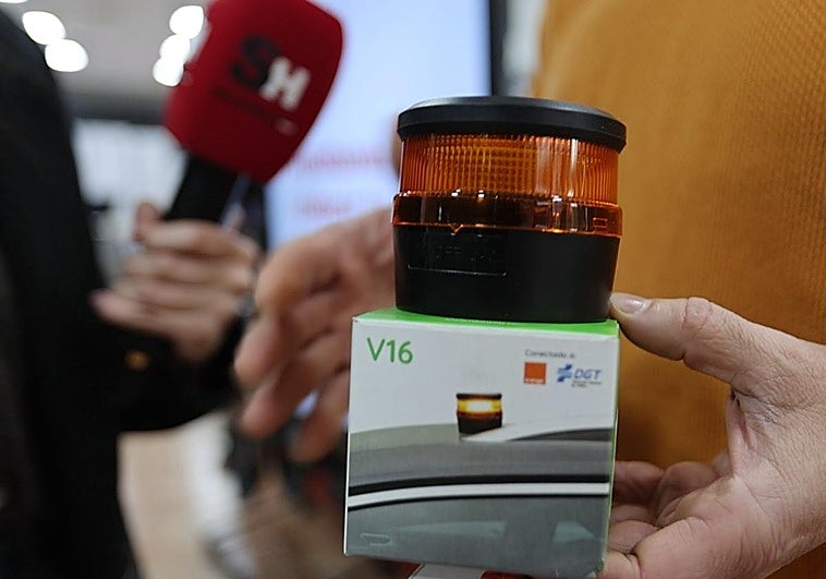 Fiebre en Salamanca por hacerse con la baliza V16: «Es el regalo de estas Navidades»