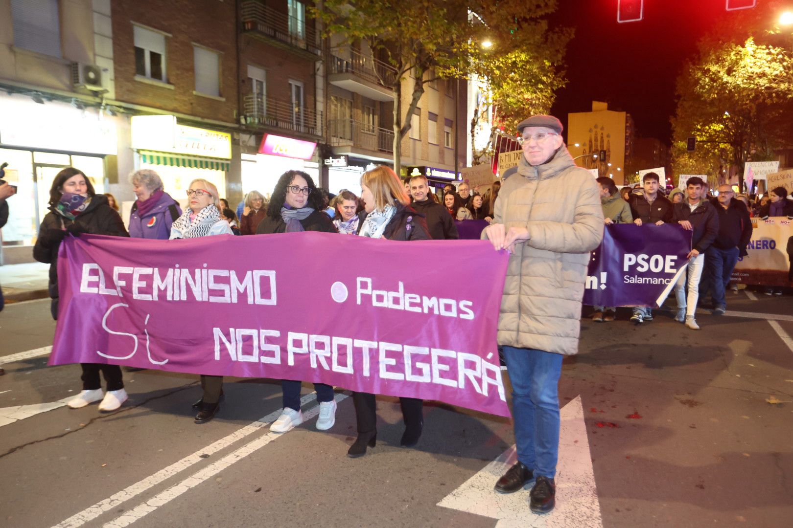 Con el lema &#039;El machismo nos cuesta la vida&#039;, Salamanca clama contra la violencia de género
