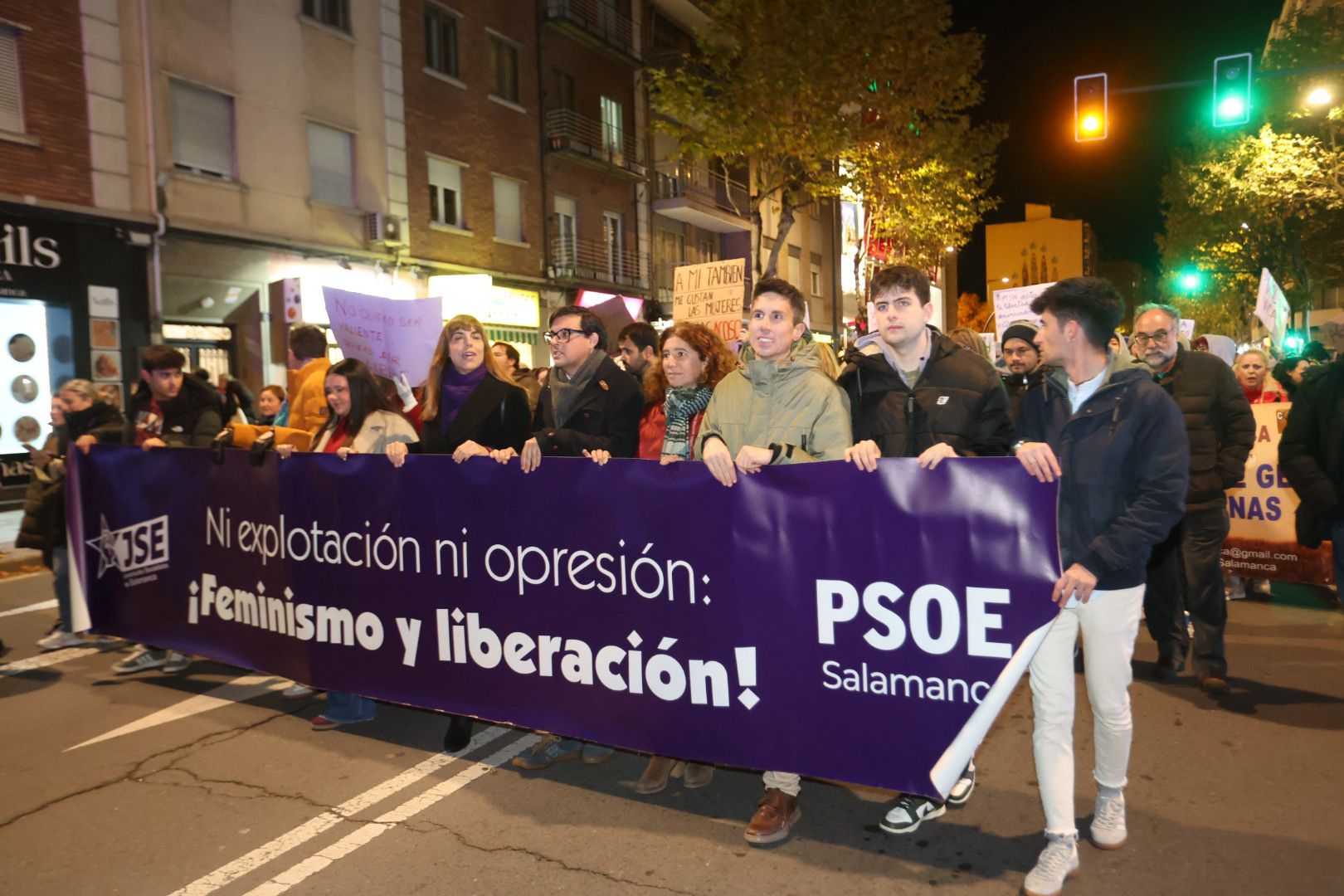 Con el lema &#039;El machismo nos cuesta la vida&#039;, Salamanca clama contra la violencia de género