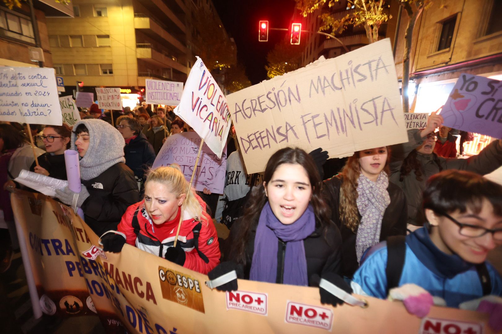 Con el lema &#039;El machismo nos cuesta la vida&#039;, Salamanca clama contra la violencia de género
