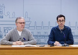 Los concejales socialistas Fidel Francés y José Luis Mateos.