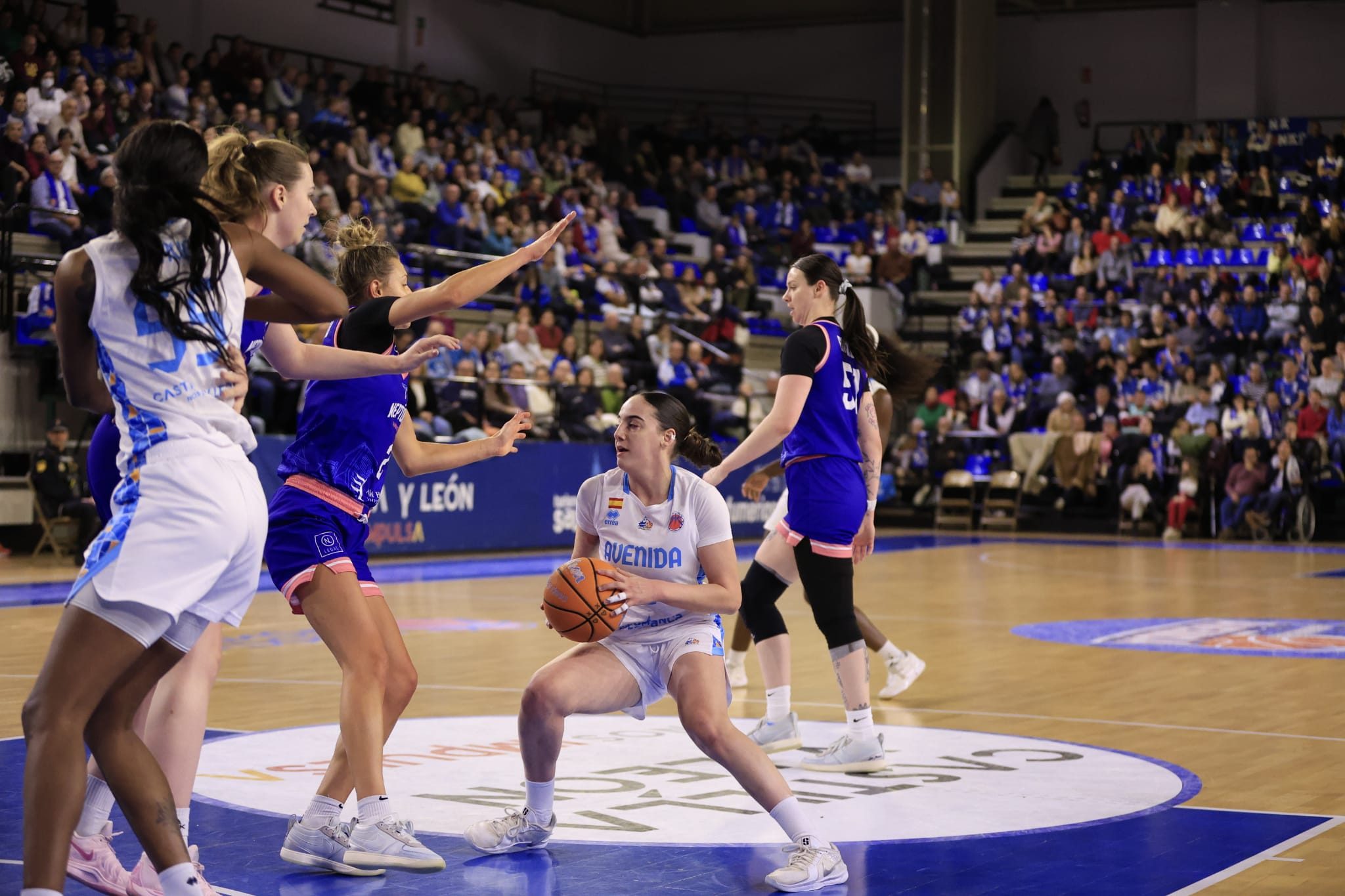 El Perfumerías Avenida-Neptunas, en imágenes