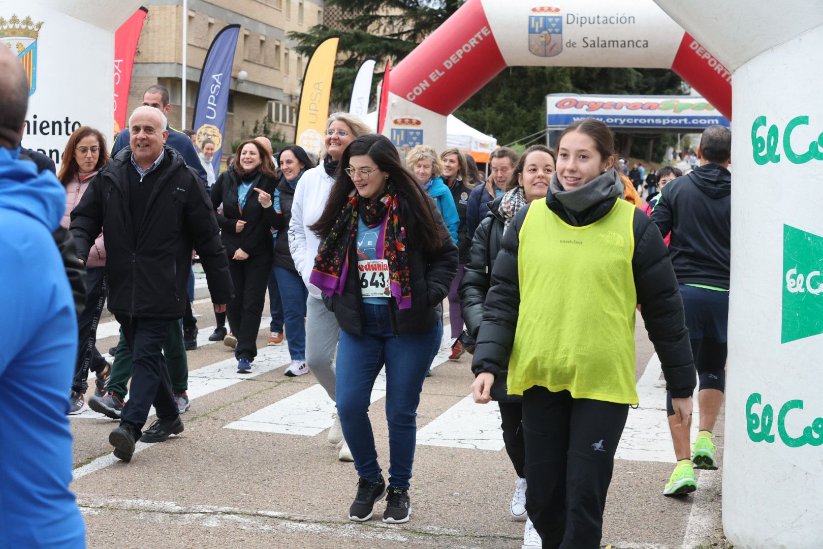Adrián Moro y Verónica Sánchez, vencedores de la X San Silvestre Universitaria Solidaria
