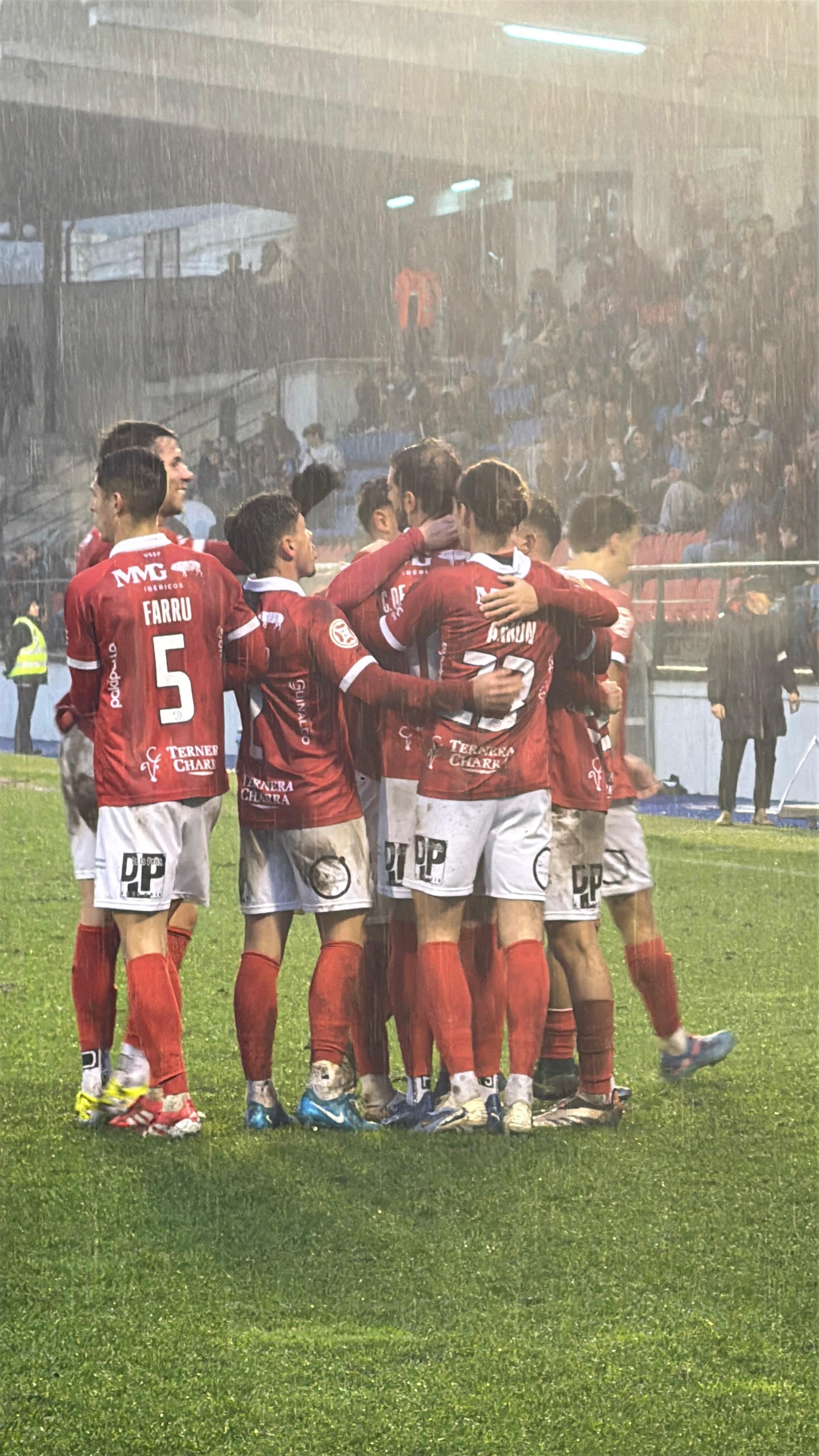 El partido entre Unionistas y el Ourense CF, en imágenes