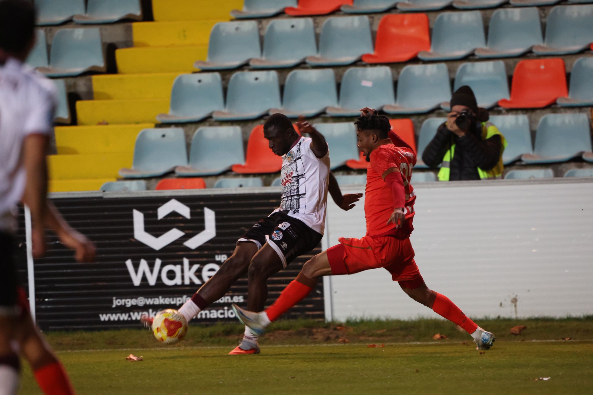 El partido entre el Salamanca CF UDS y el Burgos B, en imágenes