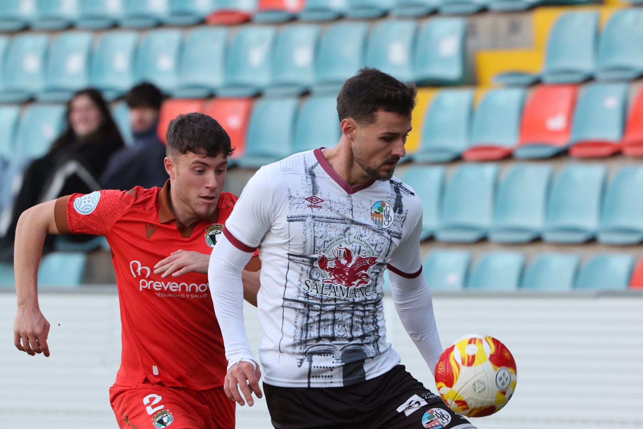 El partido entre el Salamanca CF UDS y el Burgos B, en imágenes