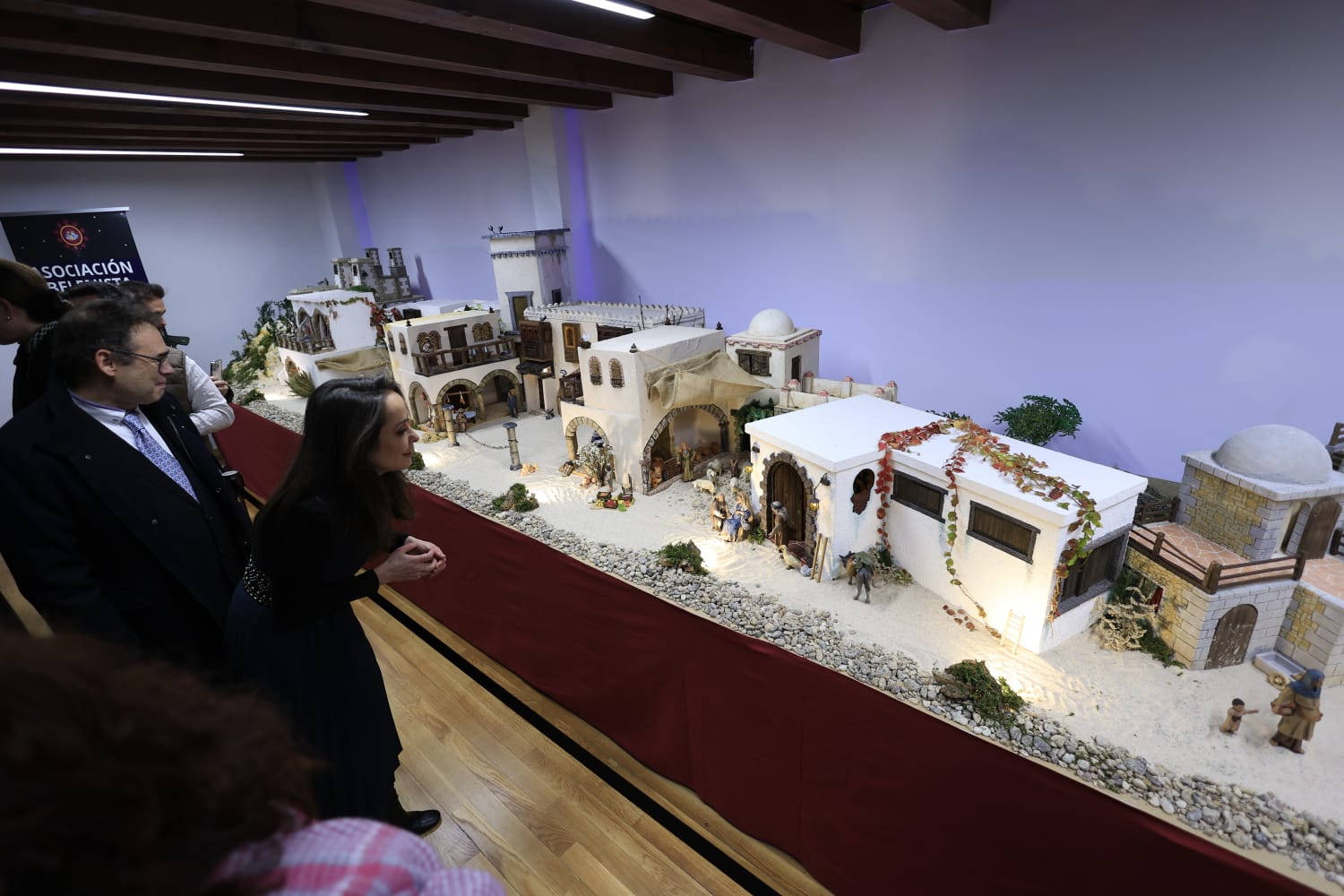 Al detalle: los belenes que construyen la historia de la Navidad