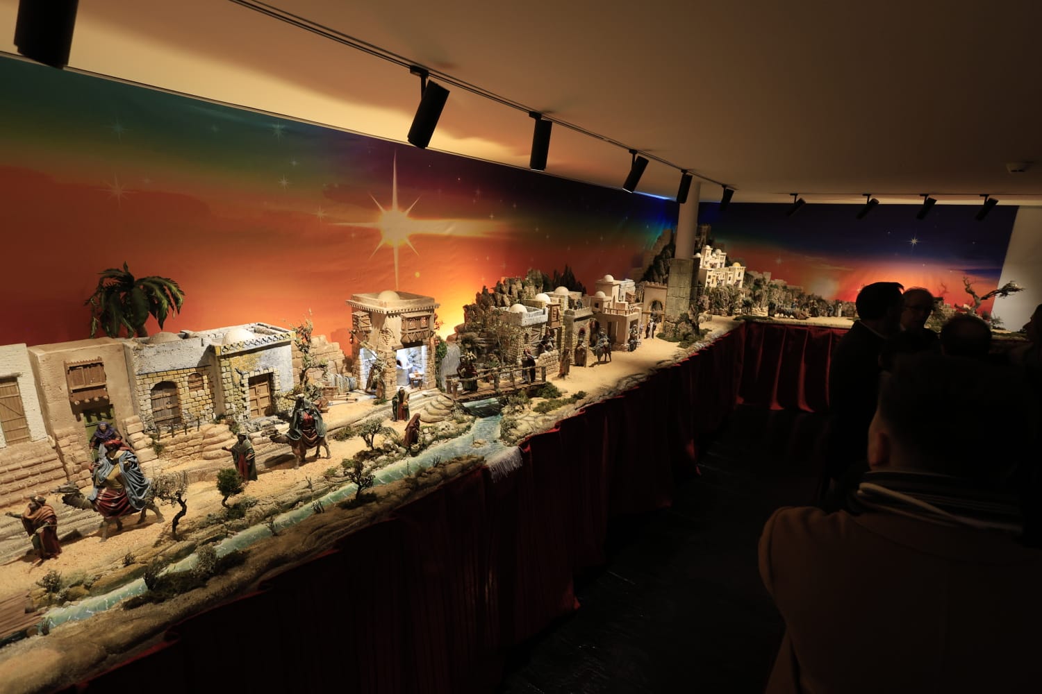 Al detalle: los belenes que construyen la historia de la Navidad