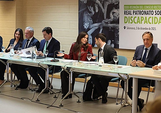 La Reina Letizia reunión del Consejo Rector del Real Patronato sobre Discapacidad.
