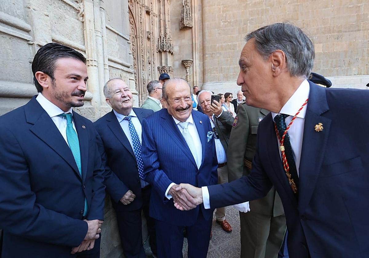 Silvestre Sánchez con el alcalde de Salamanca, Carlos García Carbayo