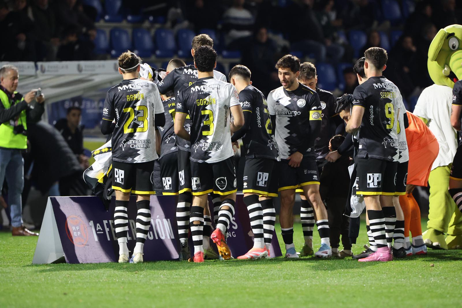 Acción del partido entre Unionistas y Barakaldo