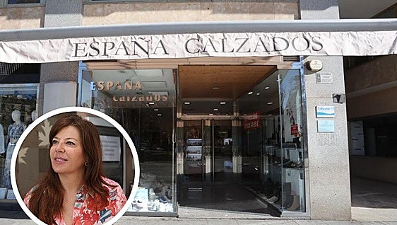 La tienda de calzados que preside Salamanca desde 1980: «Tenemos clientes que viajan solo para venir aquí»