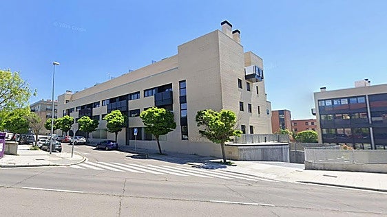 Orden de derribo en 15 áticos de lujo con piscina en Salamanca por cerrar terrazas con pérgolas y construcciones de obra