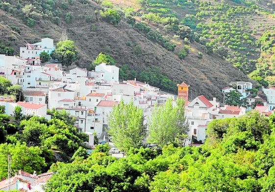qKulturerbe.Das Minarett von Árchez ist eines der Wahrzeichen dieses Axarquía-Dorfes.