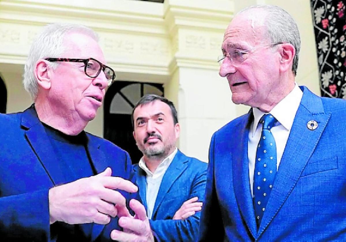 Chipperfield im Gespräch mit Málagas Bürgermeister.