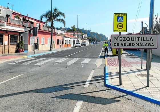 Die alte N-340 in Mezquitilla an der Ortsgrenze zwischen Vélez-Málaga und Algarrobo Costa.