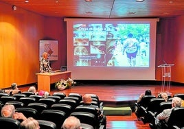 Vortrag zu Fettleibigkeit bei Kindern in Valladolid im Oktober 2024.