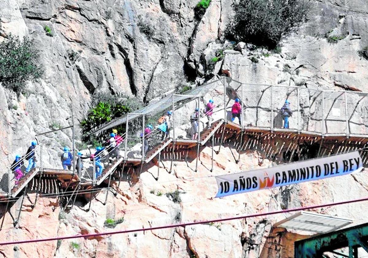 Der Caminito schenkt sich zu seinem 10. Geburtstag längste Hängebrücke Spaniens
