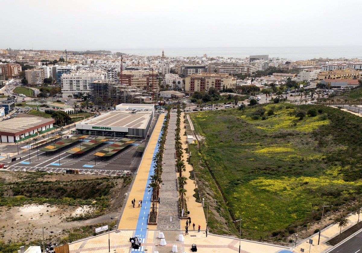 Estepona bekommt neues Hallenbad an der Avenida Puerta del Mar