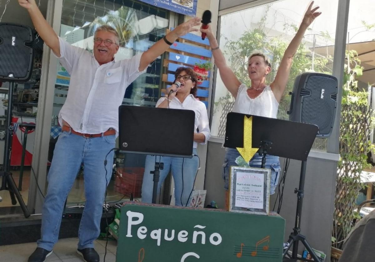 Benefizkonzerte von Pequeño Grupo im Los Caracoles
