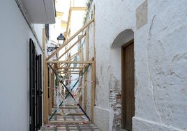 Das Kloster La Trinidad in Marbella wird derzeit abgestützt, um Schäden abzuwehren.