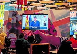 Der Flughafen Barajas während der Fernsehansprache von Pedro Sánchez am Montagnachmittag.