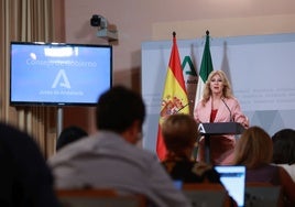 Carolina España nach der Sitzung des Regierungsrats der Junta.