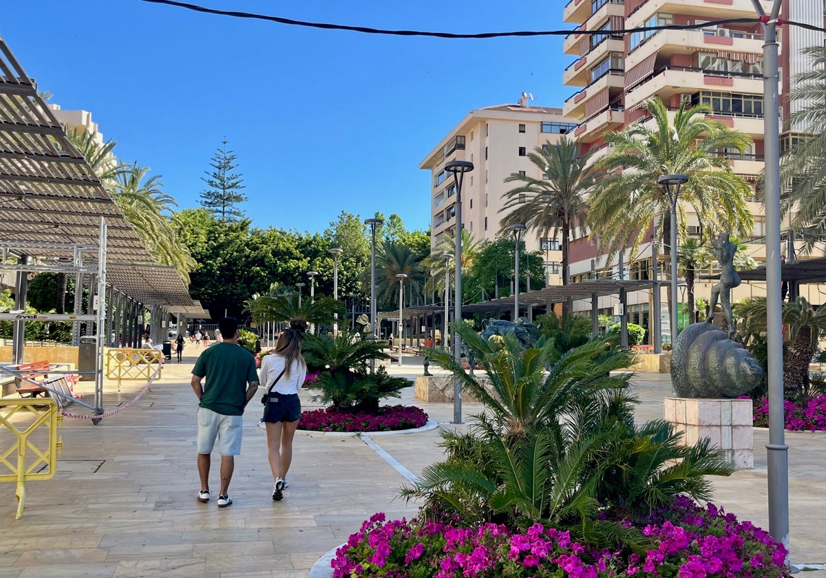 Die Avenida del Mar, Schauplatz der Messe für handwerkliche Käse- und Molkereiprodukte «QuesArte Marbella»