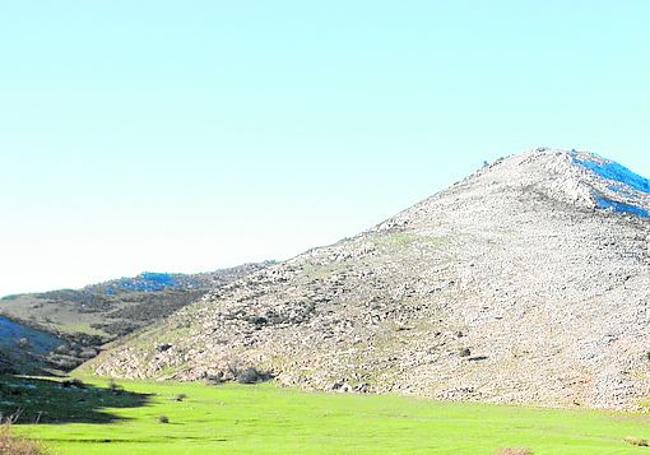 Bei mehreren Auf- und Abstiegen lernt man die Einzigartigkeit dieser Berge besser kennen.