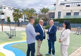Bürgermeister und Stadträte bei der Einweihung der neuen Anlage.