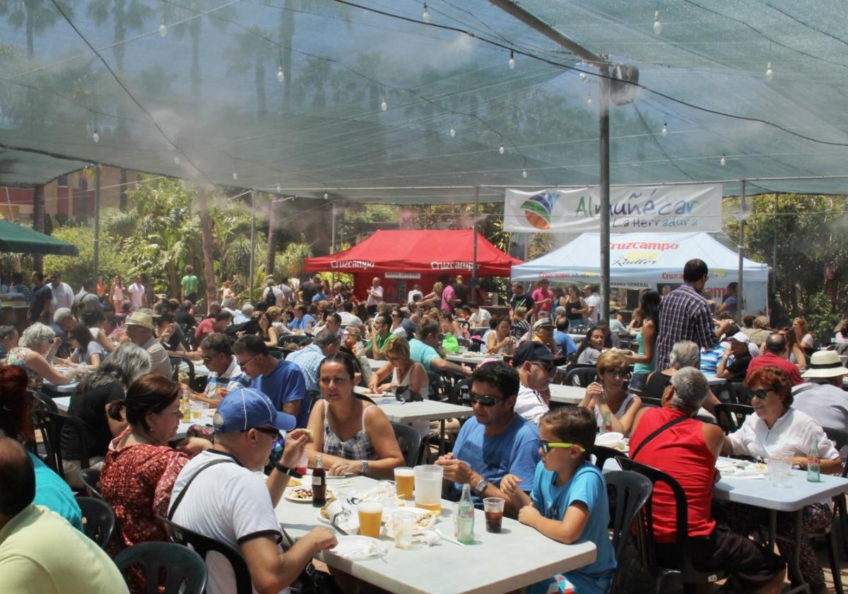 Almuñécar feiert die 26. 'Feria Gastronómica' im Majuelo-Park